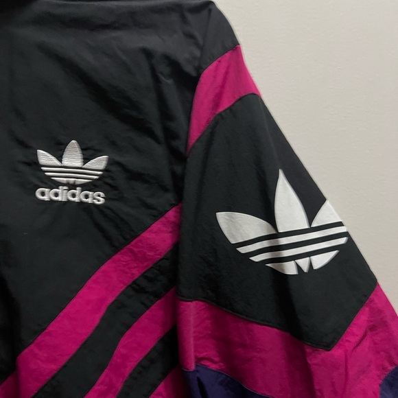 Vintage Adidas Windbreaker SOLD - Picture 2 of 3